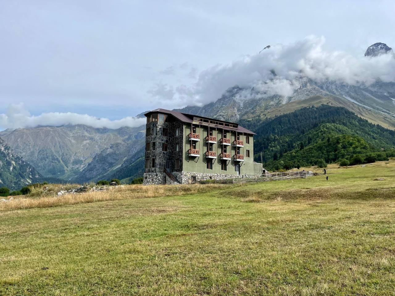Hotel Lamala Mazeri Екстериор снимка